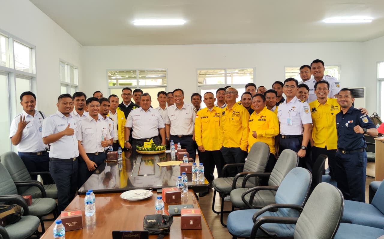 SP-KAI menggelar Rapat Koordinasi yang bertepatan dengan HUT ke 3 SP-KAI di Bandung
